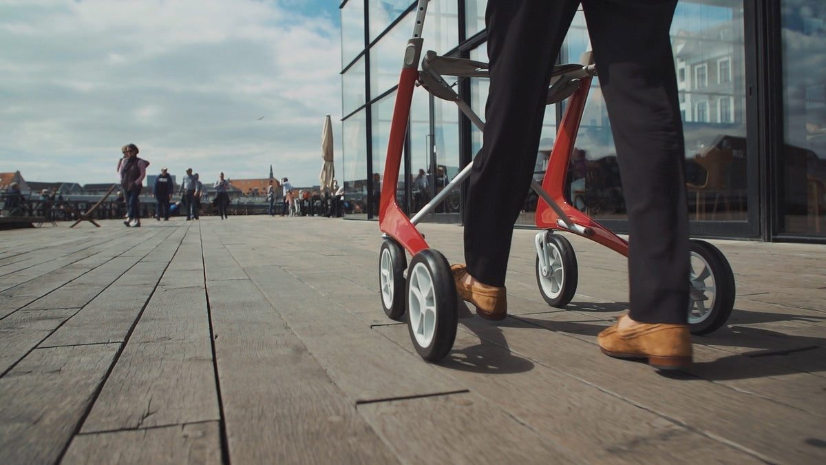 byACRE Carbon Ultralight Rollator Walker – red in use 2